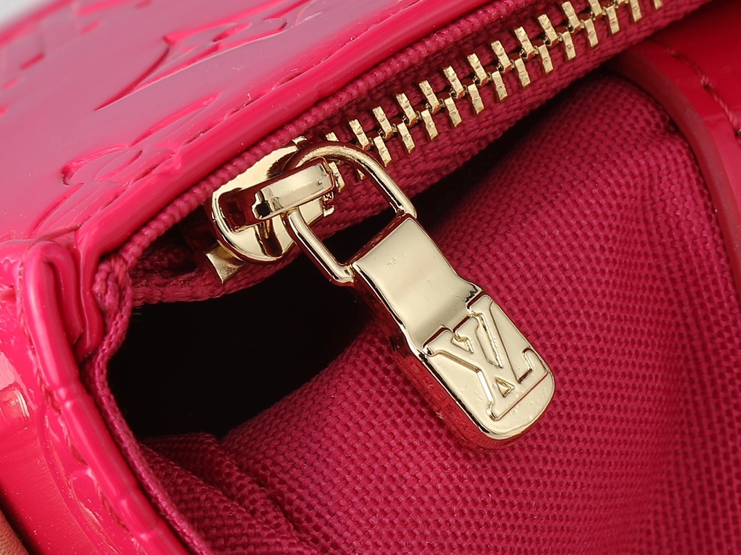 Unique 7729 Louis Vuitton AAA Quality Messenger Bags For Women - Image 7