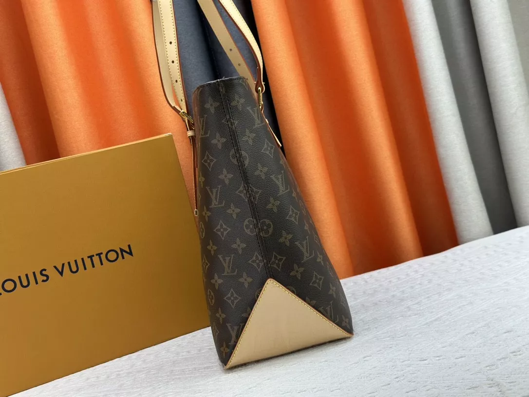 Unique 8916 Louis Vuitton AAA Quality Shoulder Bags For Women