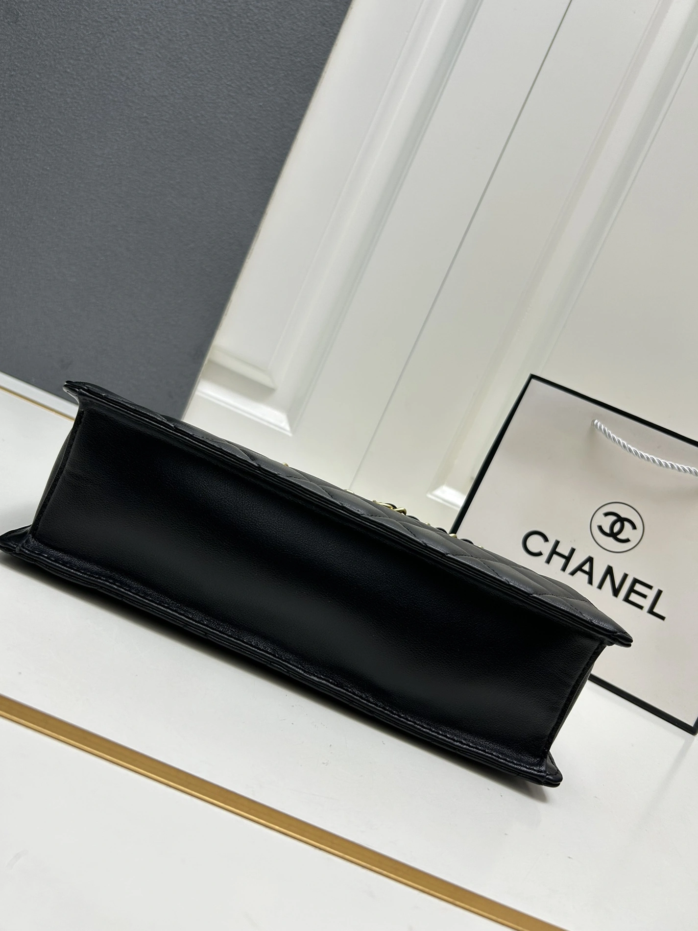 UrbanStyle 3803 Chanel AAA Quality Shoulder Bags For Women - Image 7