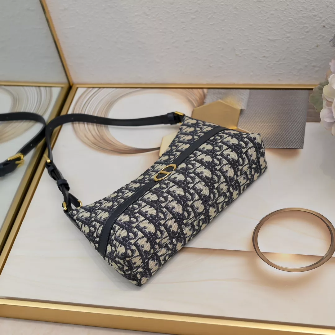 WellDesigned 1440 Christian Dior AAA Quality Shoulder Bags For Women - Image 7