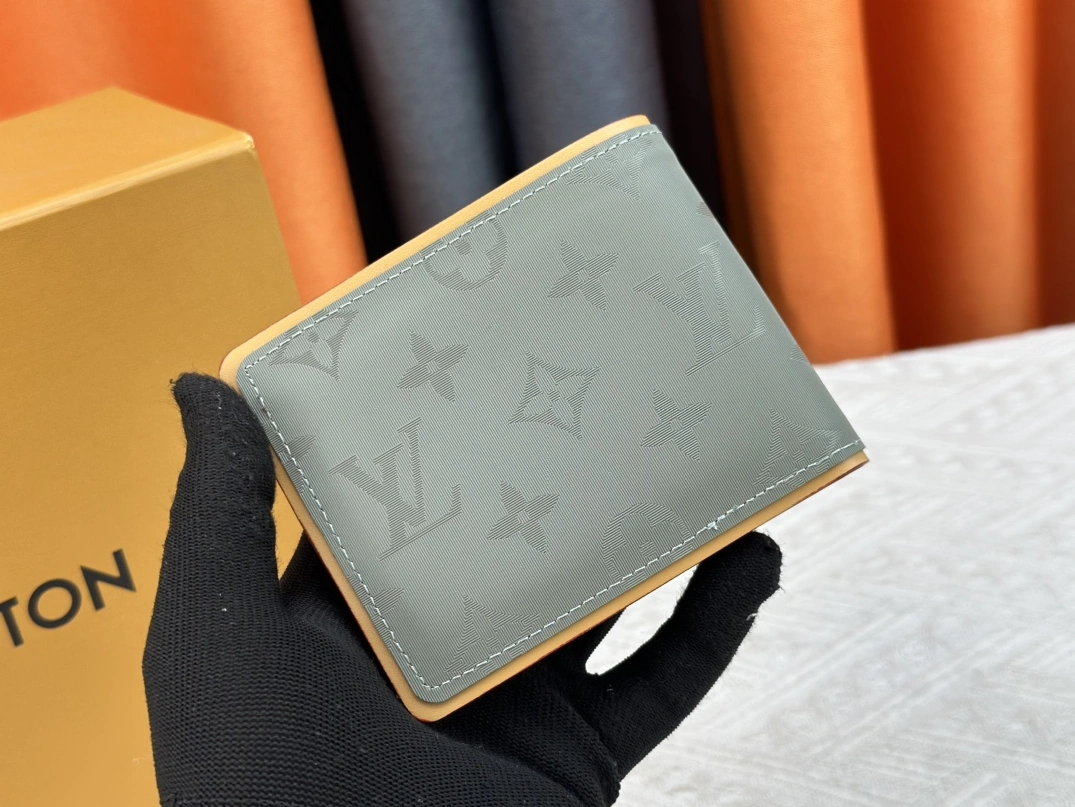 WellDesigned 4501 Louis Vuitton LV Wallets