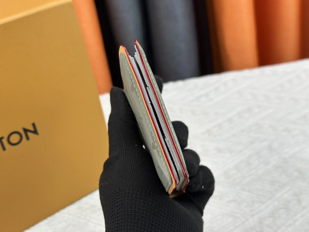 WellDesigned 4501 Louis Vuitton LV Wallets - Image 5