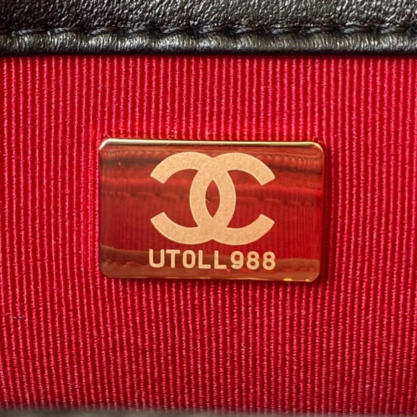 CHANEL MINI FLAP BAG Comfortable 571 - Image 9