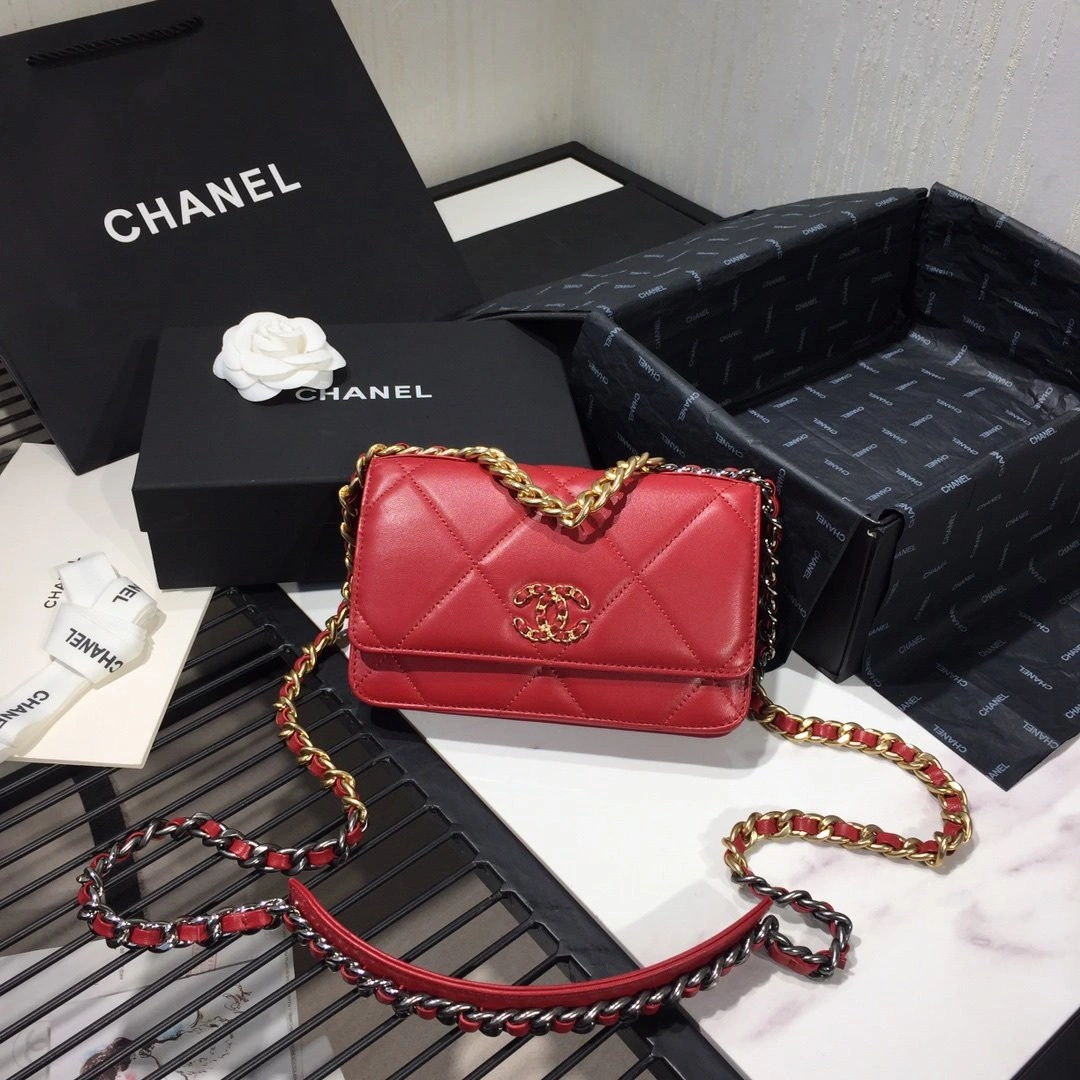 SportInspired CHANEL CHAIN WALLET 1388