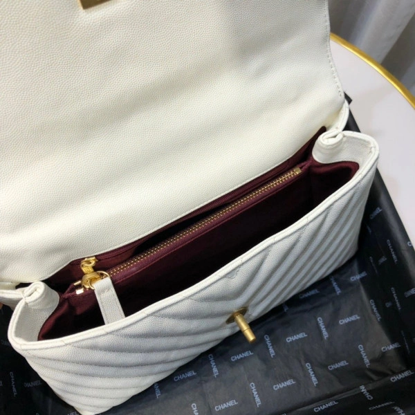 CHANEL COCO HANDLE ModernLook 1084 - Image 9