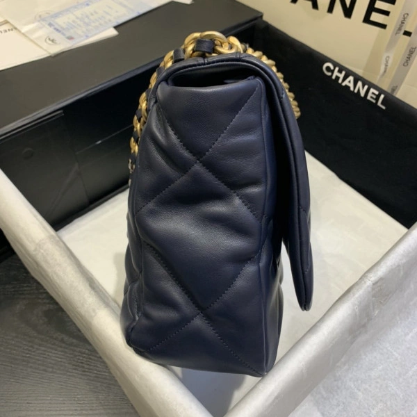 CHANEL 19 FLAP BAG WellDesigned 76 - Image 3