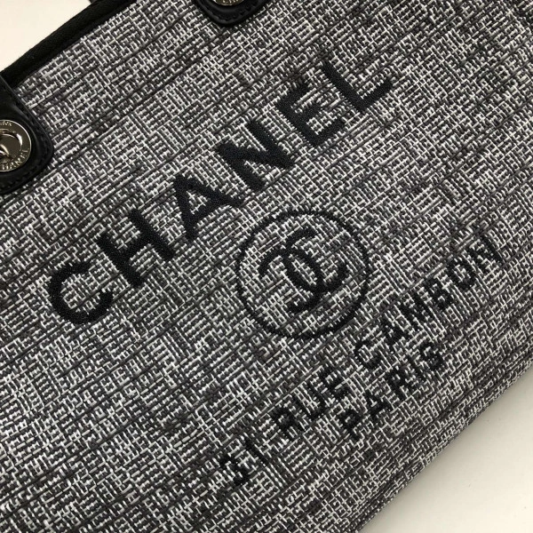 CHANEL TOTE BAG SportInspired 1229 - Image 5