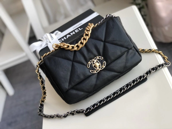 CHANEL 19 FLAP BAG HighQuality 87 - Image 3