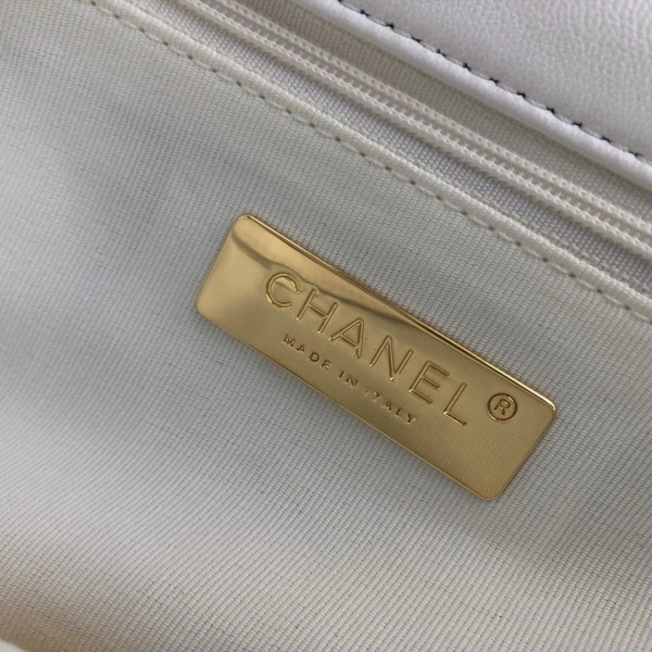 UrbanStyle CHANEL 19 FLAP BAG 106 - Image 5