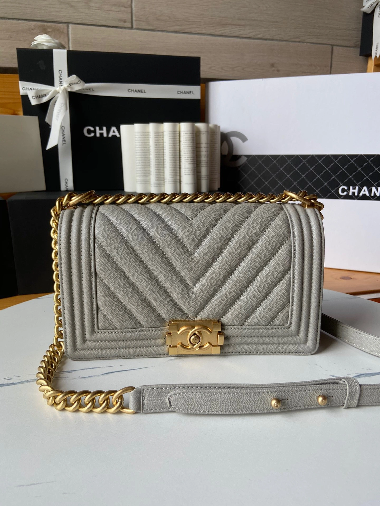 WellDesigned CHANEL BOY BAG 20CM 25CM 239