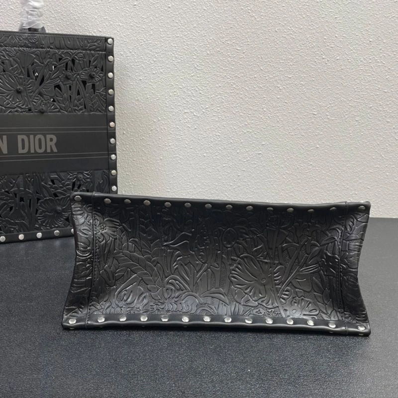 Dior Book Tote Rosette Calfskin Black - Image 4