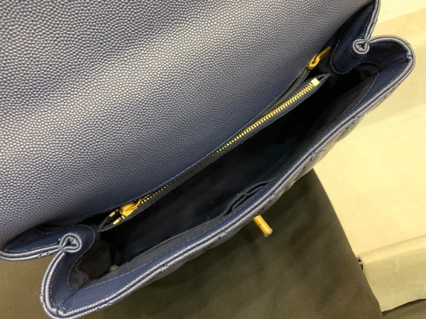 Trendy CHANEL COCO HANDLE BAG 1050 - Image 4