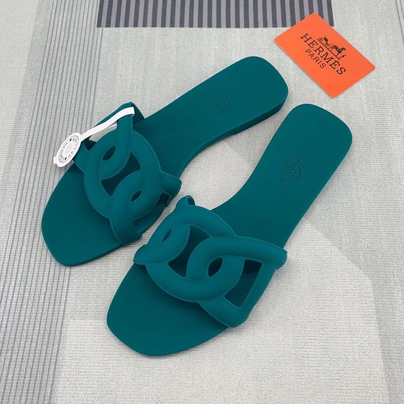 Hermes Aloha Slides Women Rubber with Chaine D'ancre In Green - Image 3