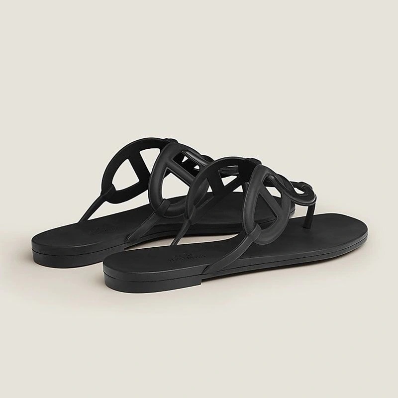 Hermes Egerie Slides Women Rubber with Chaine D'ancre In Black - Image 3