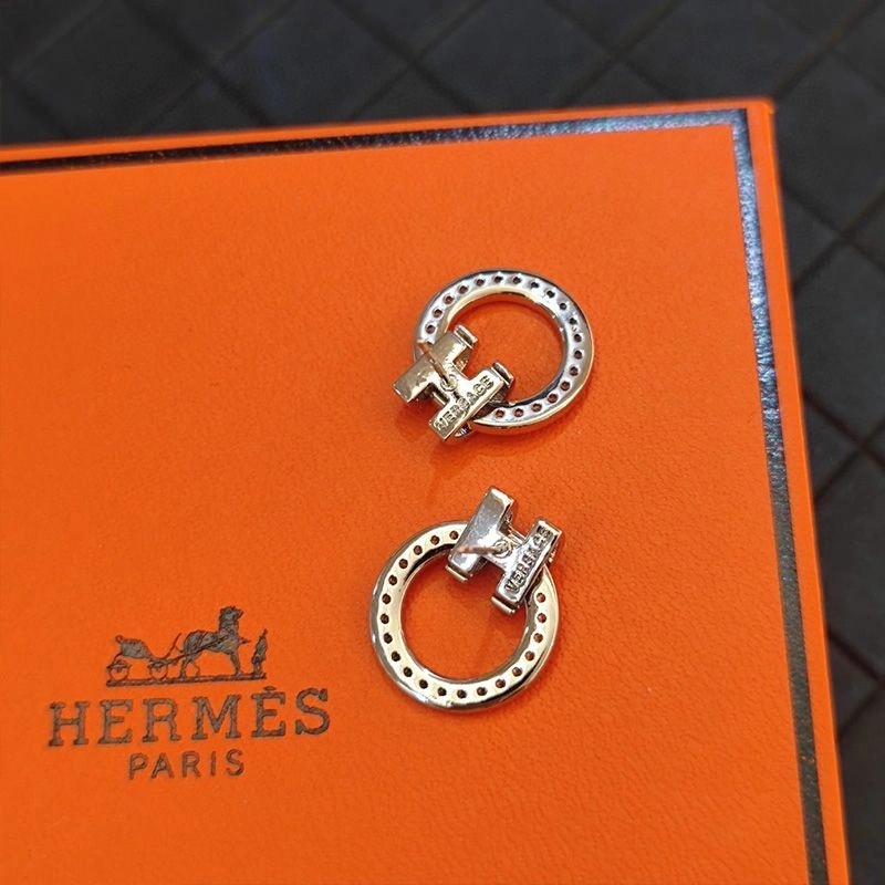 Hermes Enamel H Round Earrings With Crystal - Image 4