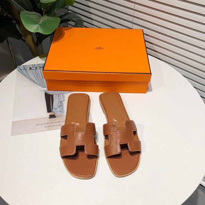 Hermes Oran Slides Women Calfskin In Brown - Image 4
