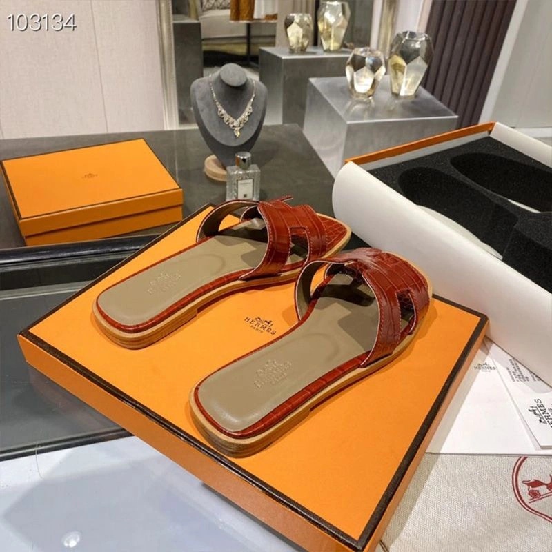 Hermes Oran Slides Women Alligator Leather In Burgundy - Image 4