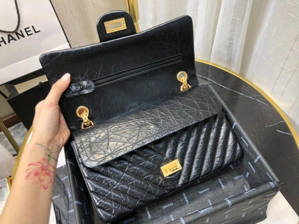 CHANEL FLAP BAG Affordable 747 - Image 3