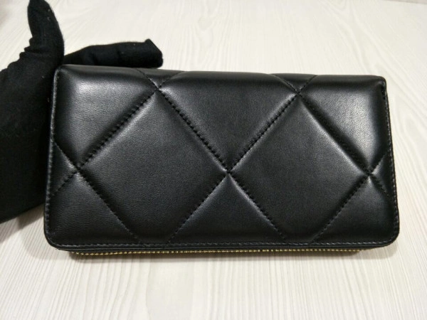 GoodFit CHANEL 19 ZIPPED WALLET 85 - Image 9