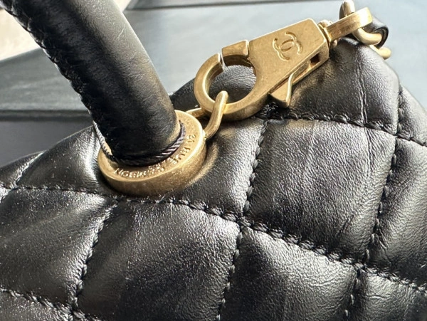 UrbanStyle CHANEL LARGE FLAP BAG WITH TOP HANDLE 974 - Image 3