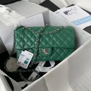 CHANEL FLAP BAG GoodFit 426