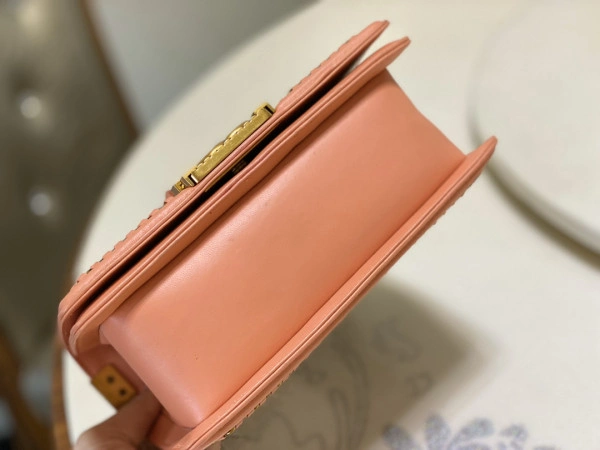 CHANEL BOY BAG 20CM AllSeason 179 - Image 6