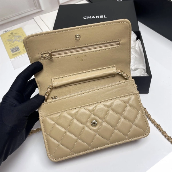 CHANEL WALLET Affordable 1309 - Image 7