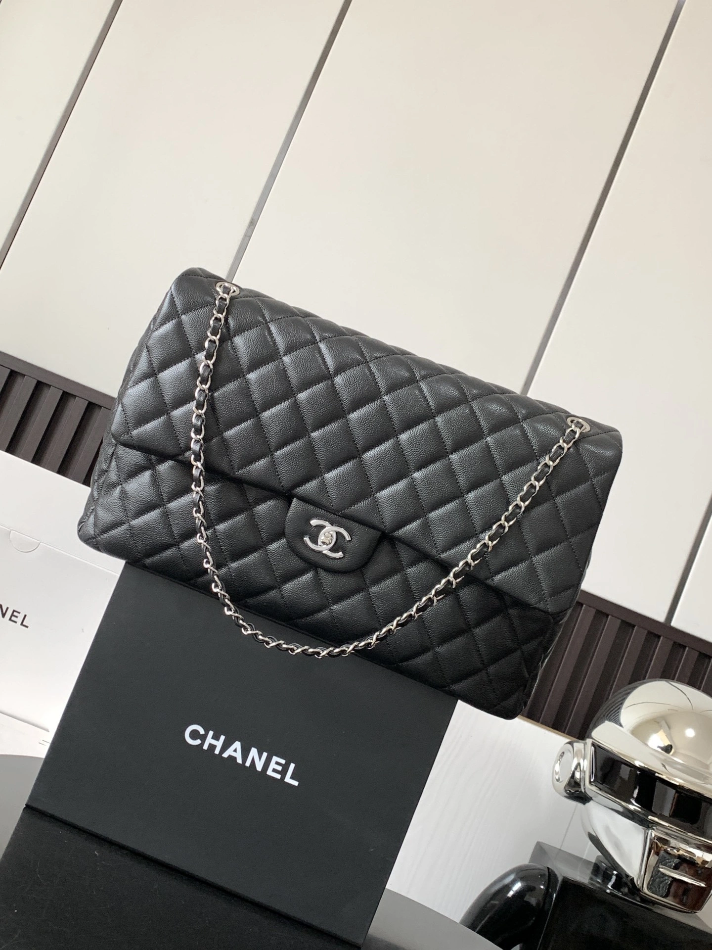 ModernLook CHANEL FLAP BAG - 40X26X12CM 319