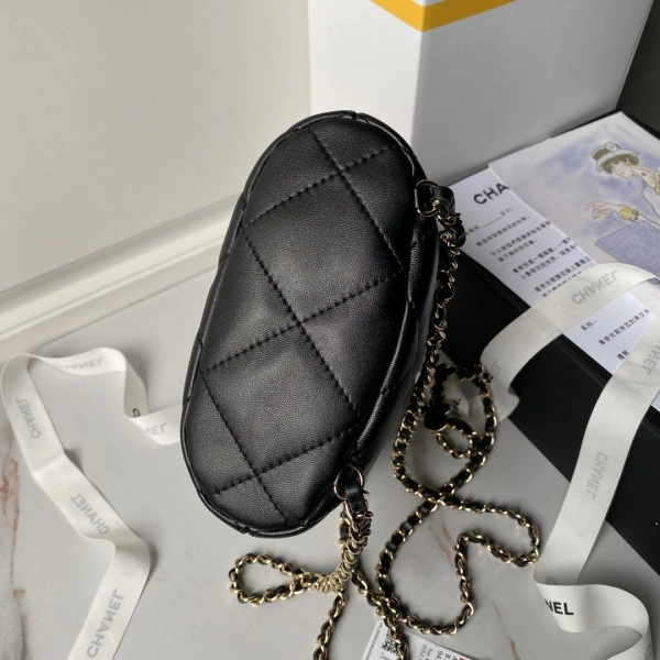 DailyWear CHANEL BUCKET BAG 248 - Image 6